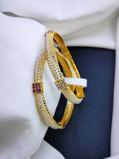 Chic & Elegant: Explore Our Beautiful Bangle Collection