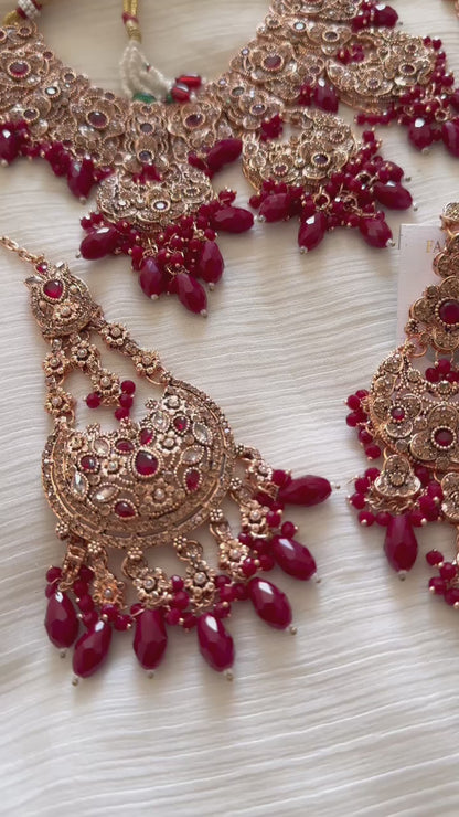 Radiate Beauty with Our Exquisite Bridal Jewelry Sets